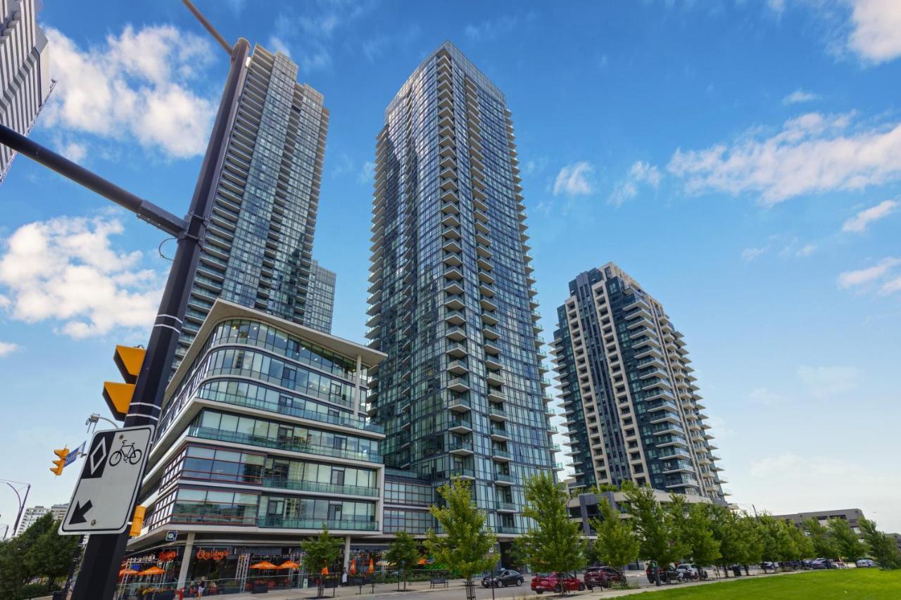 Ultra Luxurious 2.5 Bedroom 2 Full Bathroom 1 Parking Condo Near Sq1 Striking Views Mississauga Exterior foto